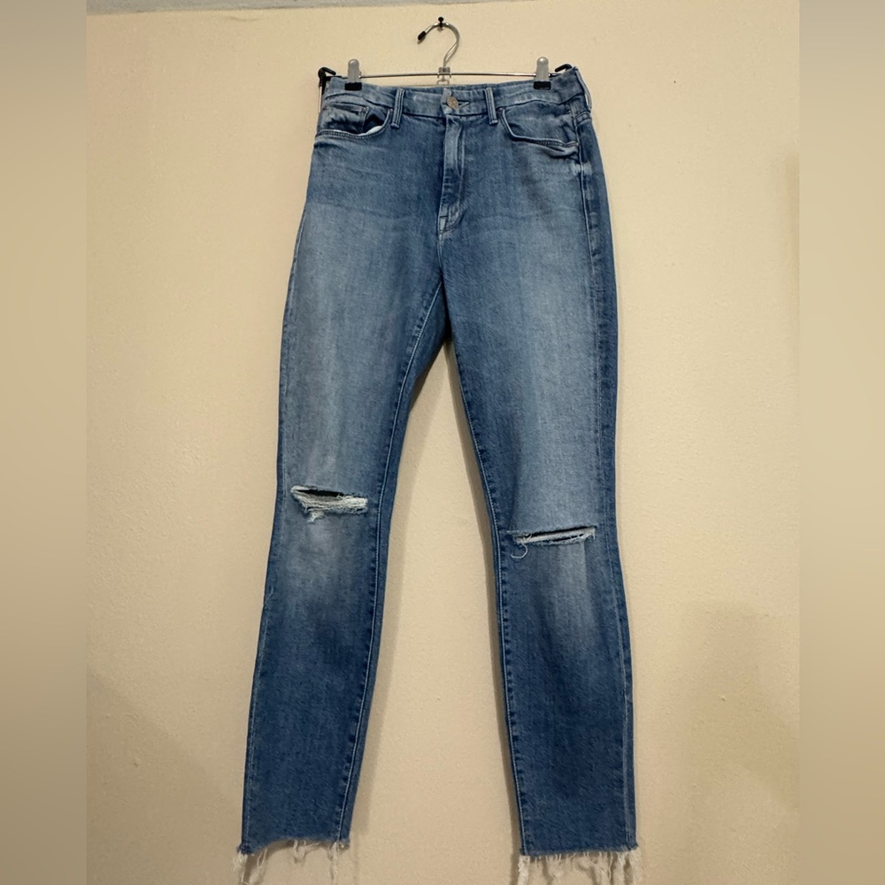MOTHER Looker Ankle Fray Jeans